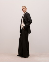 Trenery - Soft Classic Blazer in Black