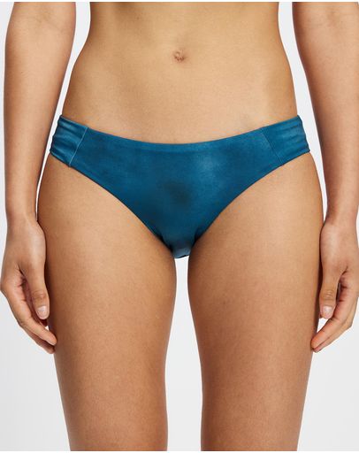 Sea Spray: Tidal Teal