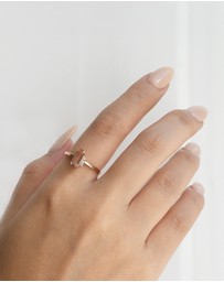 Von Treskow - 9ct Gold 5th Ave Morganite Ring