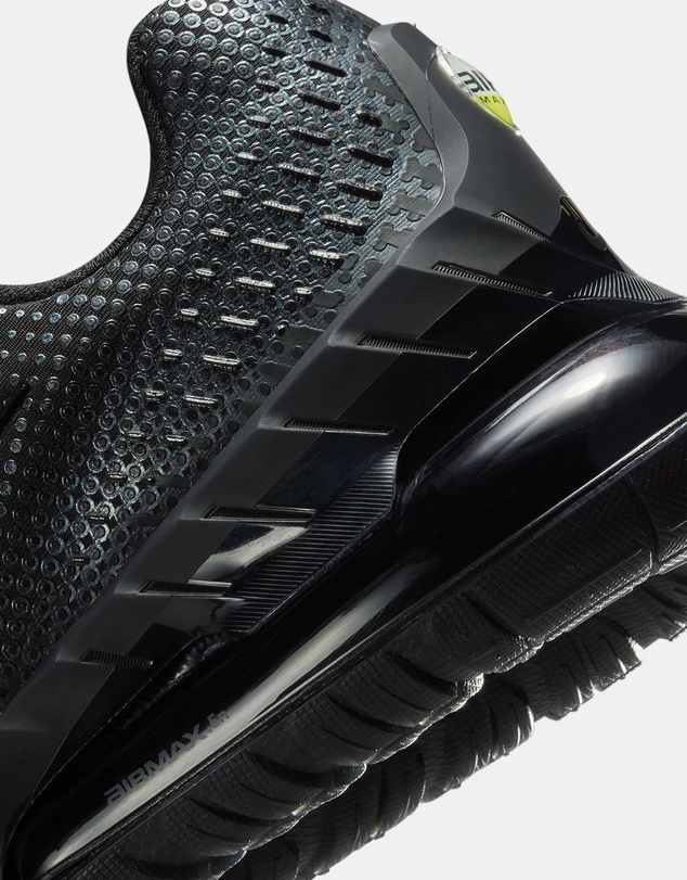 Nike - Air Max Phoenix - Men's