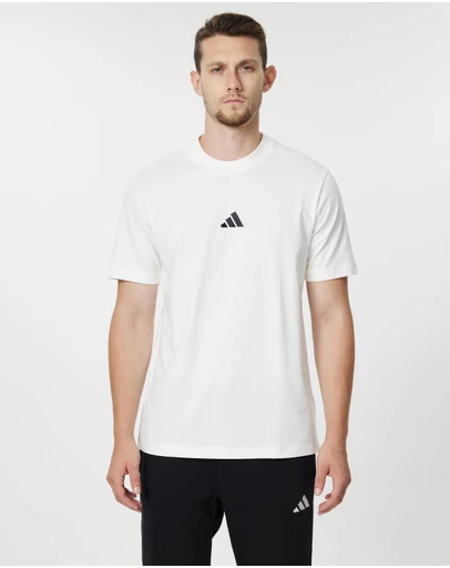 adidas Sportswear - Essentials Small Logo Single Jersey Tee