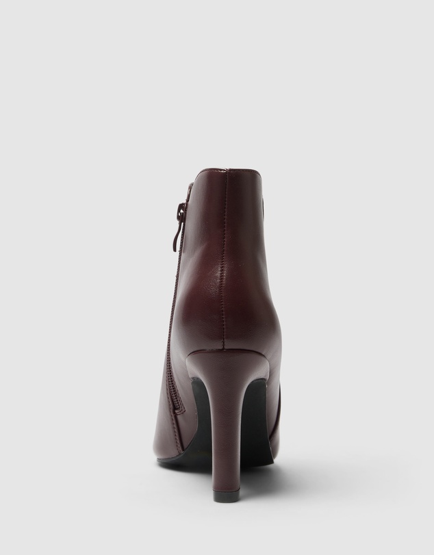 SPURR - Holt - ONLINE EXCLUSIVE
