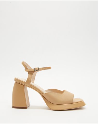 Tan