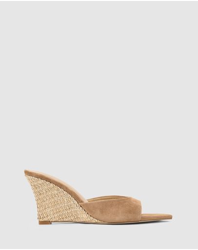 Natural Raffia  & Camel Suede