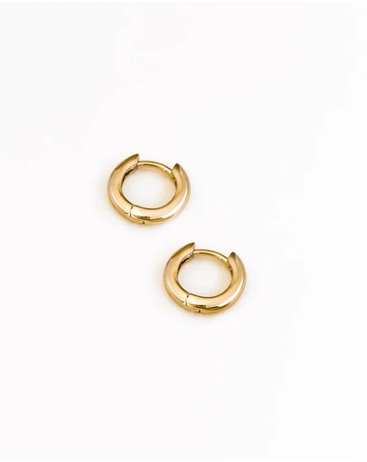 Wanderlust + Co - Classic Gold 7mm Baby Huggie Earrings