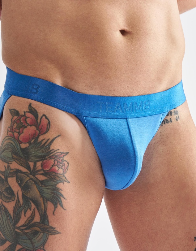 TEAMM8 - Reign Sports Brief