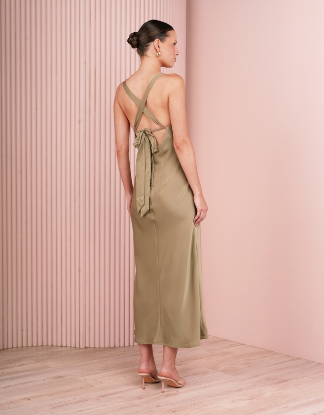 Azzurielle - Kaydy Cross Back Maxi Dress