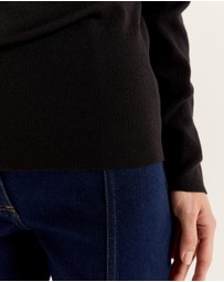 Review - Acacia Jumper