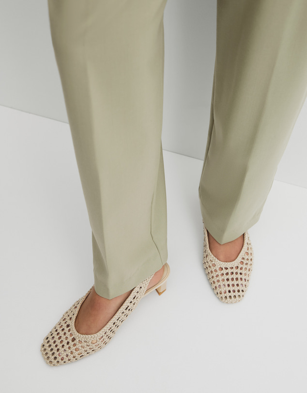 Country Road - Nina Heel