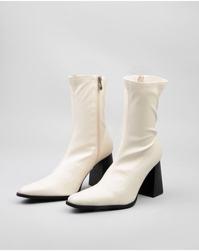 Cream Pu