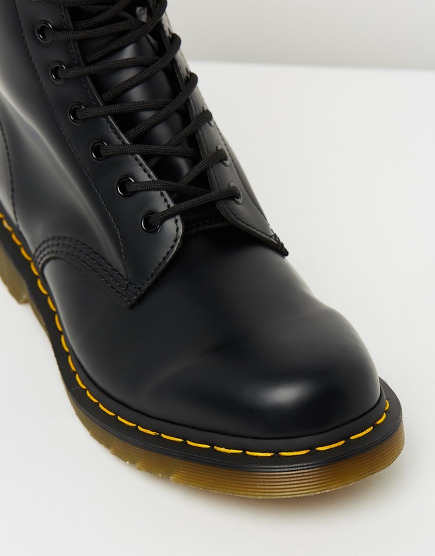 Dr Martens - Unisex 1490 Smooth 10-Eye Lace Up Boots