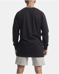 Vacancy Co - Polaroid Embroidery Long Sleeve Tee