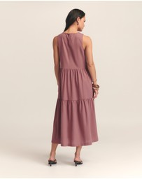 ST MRLO - Remi Tiered Dress