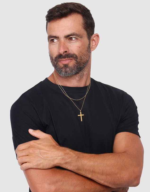 Kuzzoi - ICONIC EXCLUSIVE - Cross Pendant Necklace in Gold-Plated 925 Sterling Silver