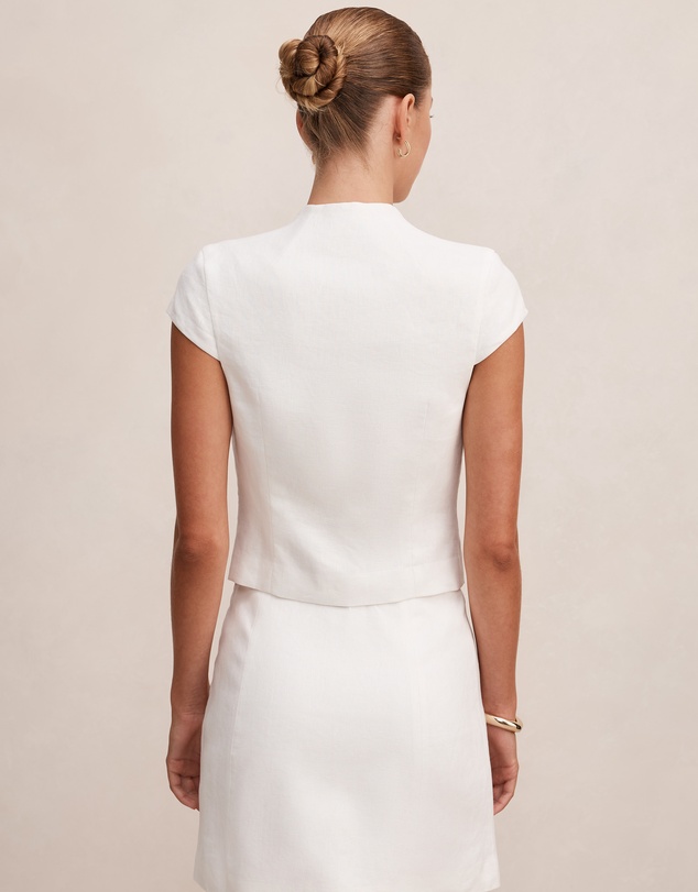 Forever New - Ayla Keyhole Linen Top