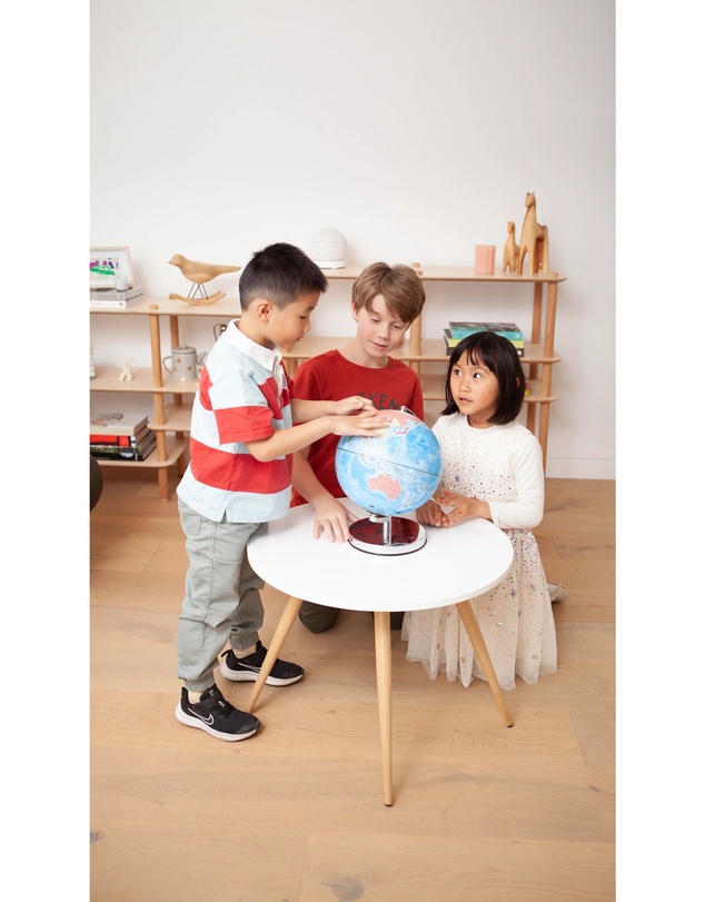 Wonderstuff - Explorer Globe with Touch Sensor Light 25cm