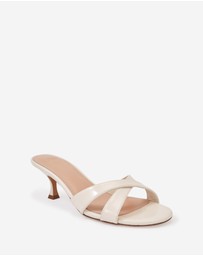 Wittner - Gracie Patent Leather Kitten Heel Mules