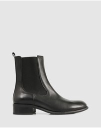 S by Sempre Di - Laney Chelsea Boots