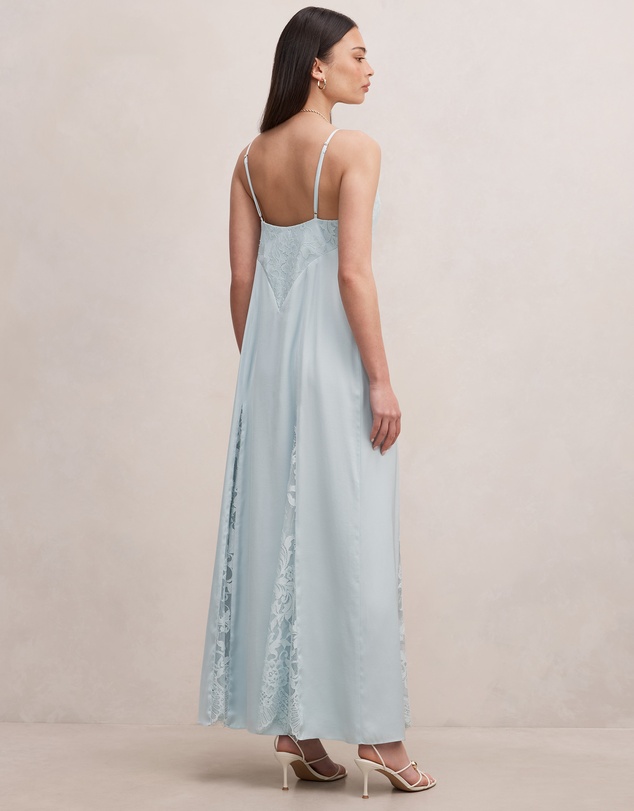 Forever New - Salome V Neck Lace Maxi Dress