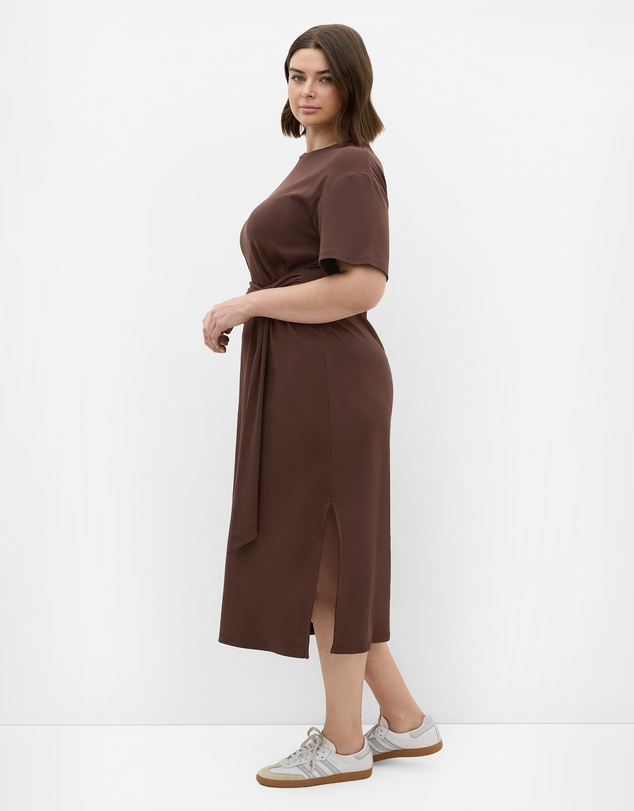 City Chic - Plus size Gina Waist Detail Midi Dress - chocolate