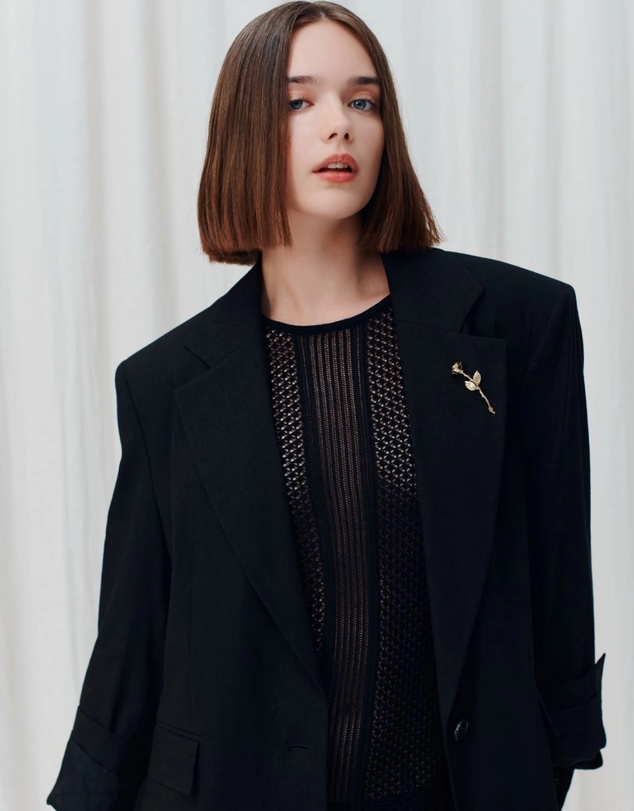 Marella - ICONIC EXCLUSIVE - Emily Ratajkowski - Over Blazer