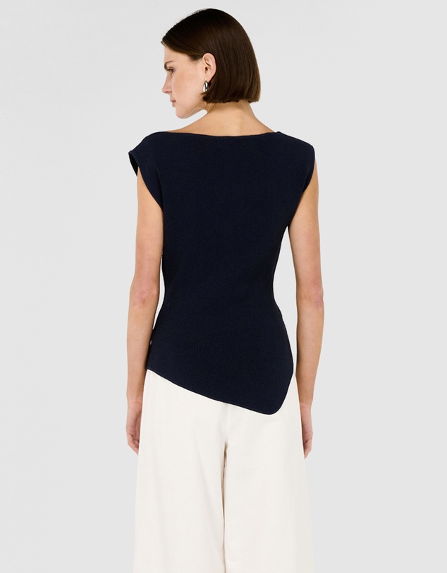 Staple the Label - Cassian Asymmetrical Knit Top