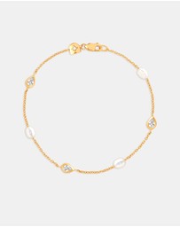 Astrid & Miyu - Pearl Crystal 18Ct Charm Bracelet