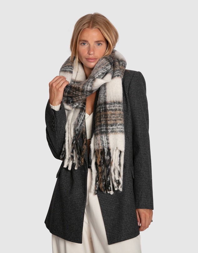 Belle & Bloom - Still Into You Scarf