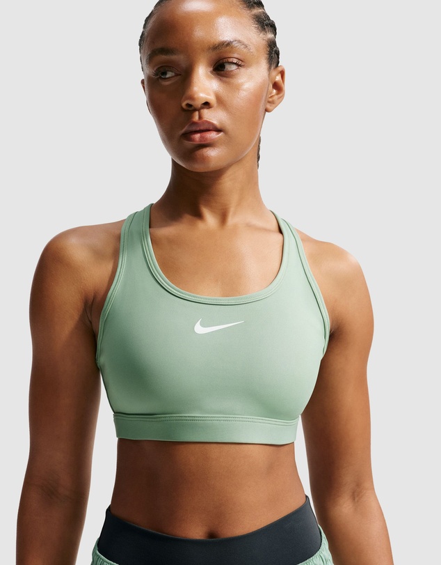 Nike - Swoosh Medium Support Padded Sports Bra