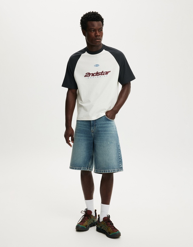 Cotton On - Cropped Fit Graphic T-Shirt