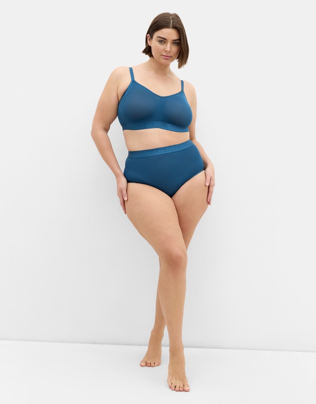 City Chic - Signature Mesh Wireless Bra