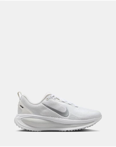Nike - Vomero 18 - Women's