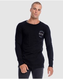 DVNT - C.C Badge Long Sleeve