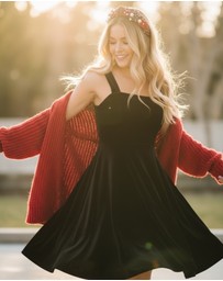 Mossée - Kiara Velvet Square Neck Dress