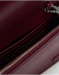 Calvin Klein - Wallet On Chain