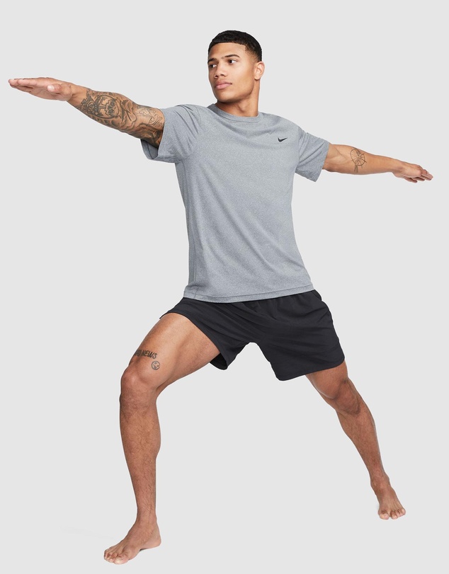 Nike - Hyverse Dri-FIT UV Short-Sleeve Versatile Top