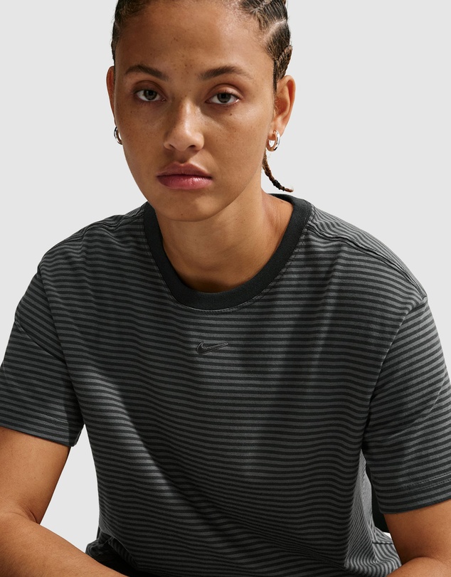 Nike - Sportswear Short Sleeve Stripe Tee