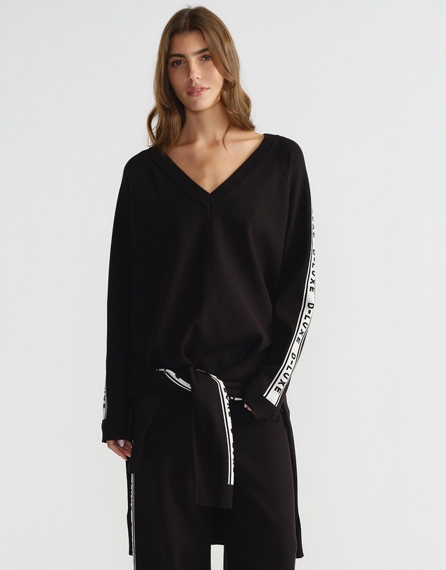 Decjuba - D-Luxe Logo Panel Knit Top