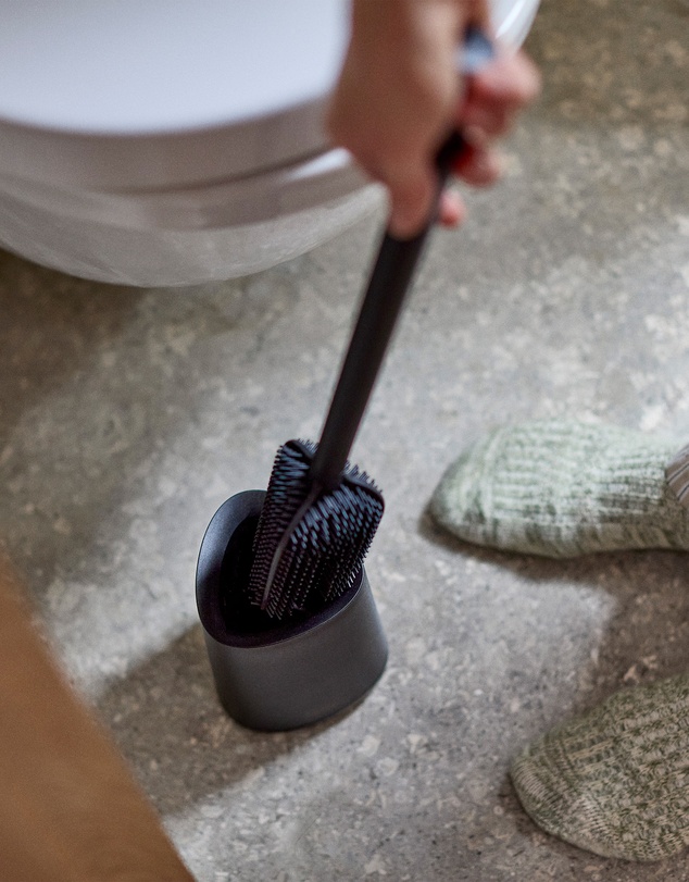 Joseph Joseph - Flex™ 360 Lite Matt Black Toilet Brush
