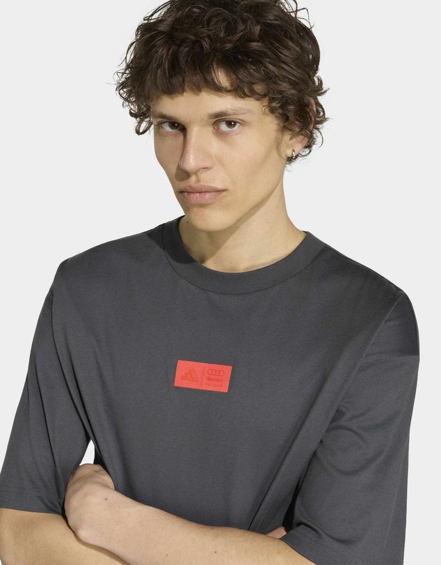 adidas Performance - AUDI REVOLUT F1 TEAM ELEVATED GRAPHIC I TEE Mens