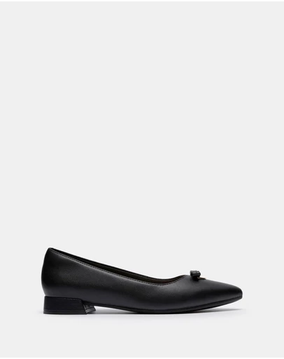 Clarks - Natalyn Trim Black