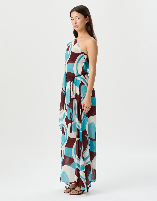 ROAME. - Celina Kaftan