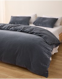Sheet Society - Stevie Velvet Quilt Cover Set