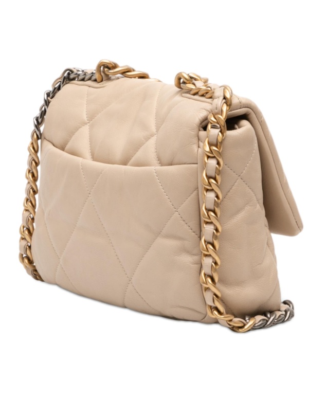 Pre-Loved by Azura Reborn - Pre-Loved Medium Lambskin 19 Flap