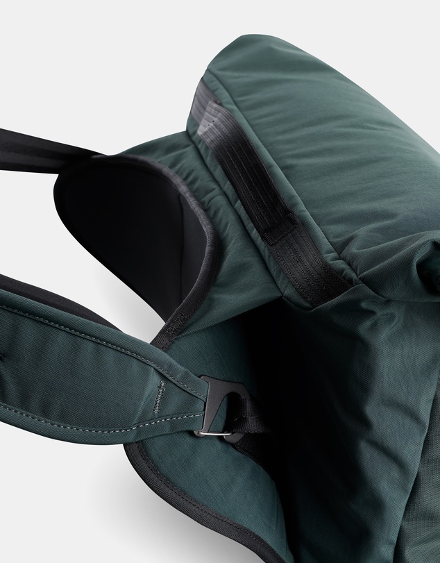 Bellroy - Venture Messenger 16