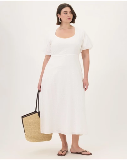 Atmos&Here Curvy - Belle Short Sleeve Broderie Midi Dress