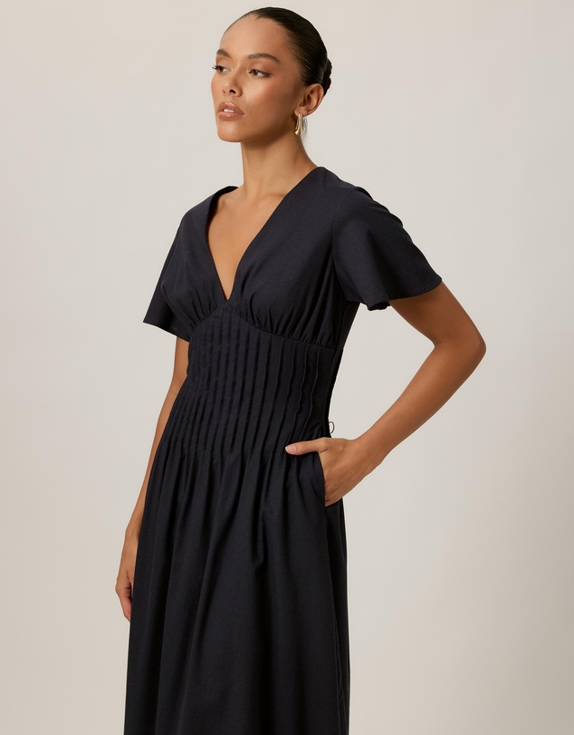 Tussah - Maysen Linen Blend Pintuck Midi Dress