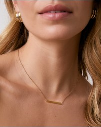 Zahar - Engravable Bar Necklace
