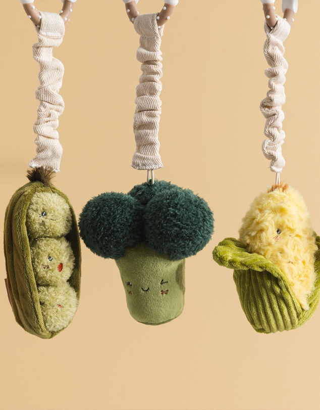 Living Textiles - 2 Pack Mini Market Brunch Stroller Toys - Broccoli & Tomato