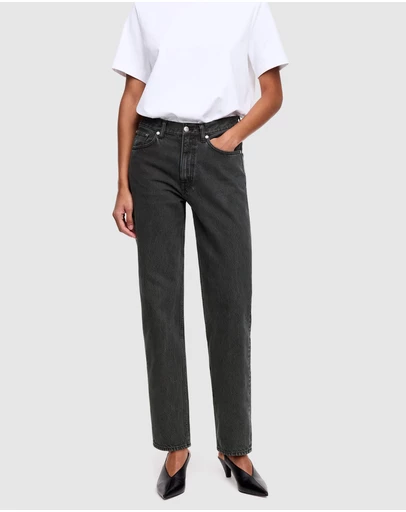 ARKET - Violet Tapered Jeans